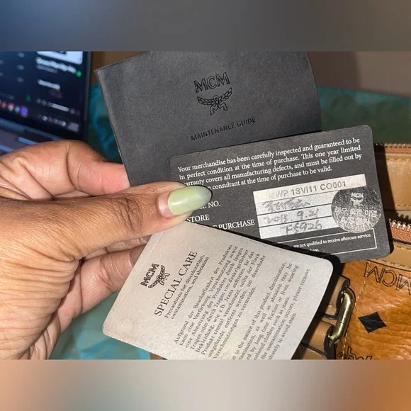 MCM Visetos Medium Essentials Shopper Tote Cognac - Picture 12 of 17